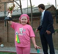 2002 0930 zhaopin abigail trophy